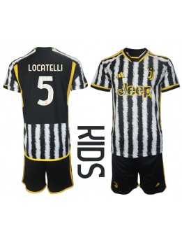 Juventus Manuel Locatelli #5 Heimtrikotsatz für Kinder 2023-24 Kurzarm (+ Kurze Hosen)